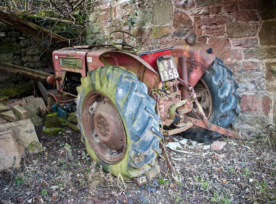 old-tractor2